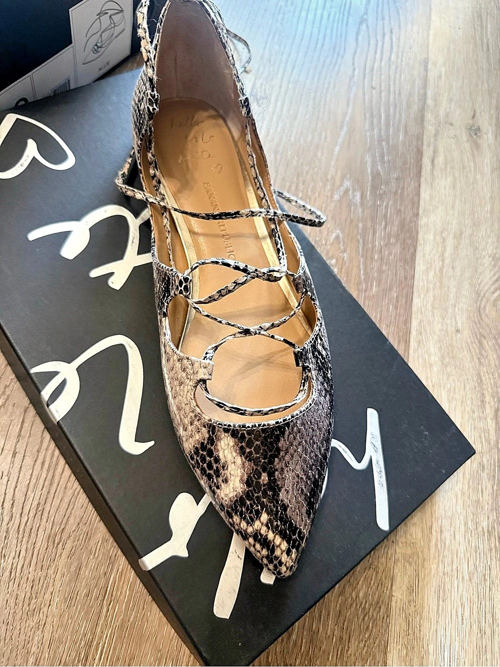 Banana Republic Allie Pointed Toe Strappy Heels in Brown & Black US 9